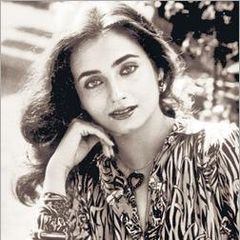 actress singer salma agha